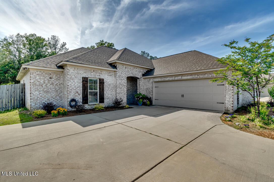 146 Western Ridge Circle, Canton, Mississippi image 2