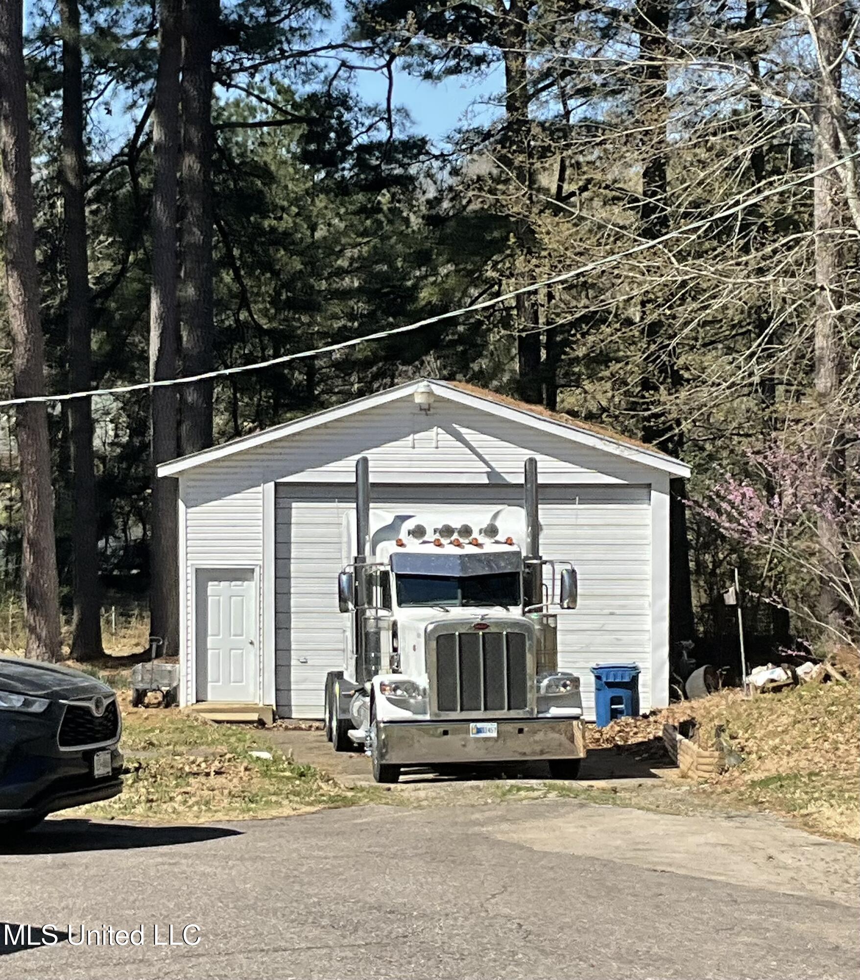 6776 Whippoorwill Road, Olive Branch, Mississippi image 4