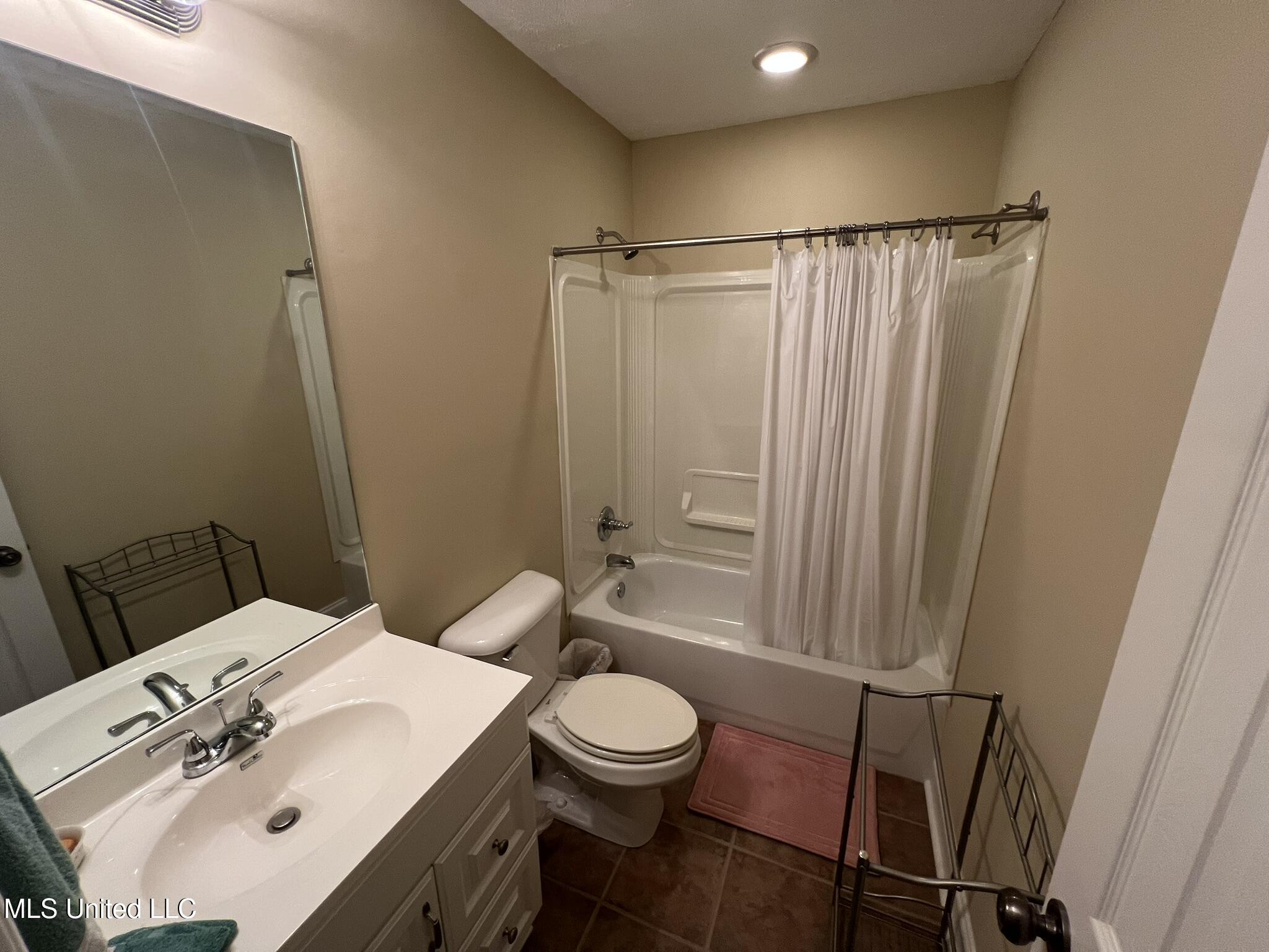 308 Barrington Cove, Byram, Mississippi image 25