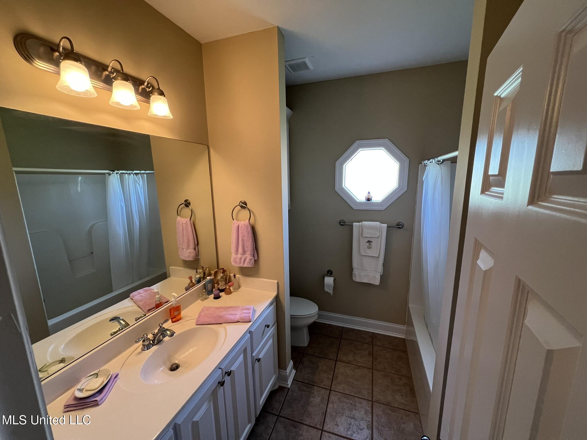 308 Barrington Cove, Byram, Mississippi image 19