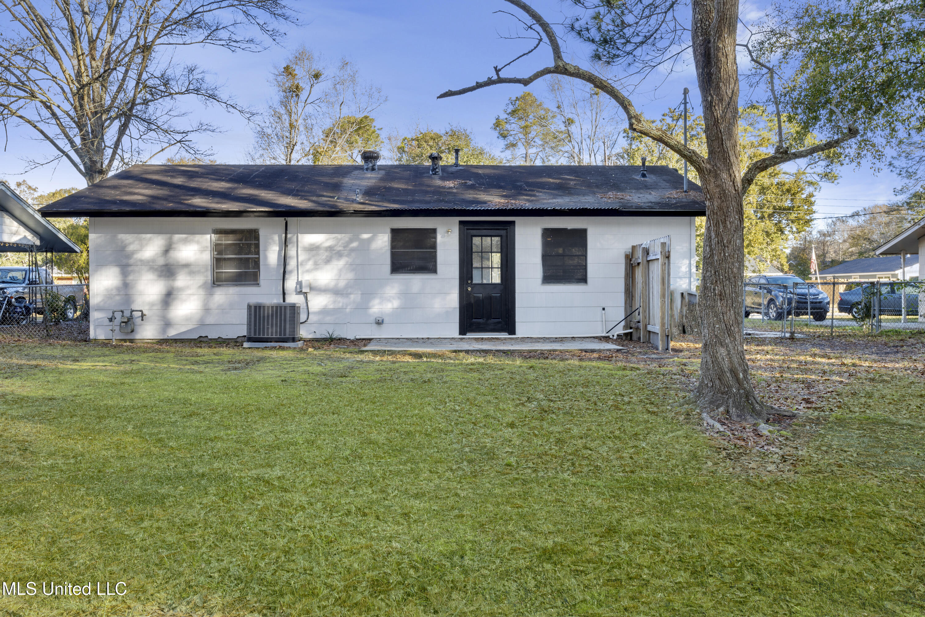 229 Linda Drive, Ocean Springs, Mississippi image 20