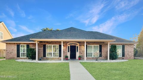 Single Family Residence in Gulfport MS 2365 Park Place Drive.jpg