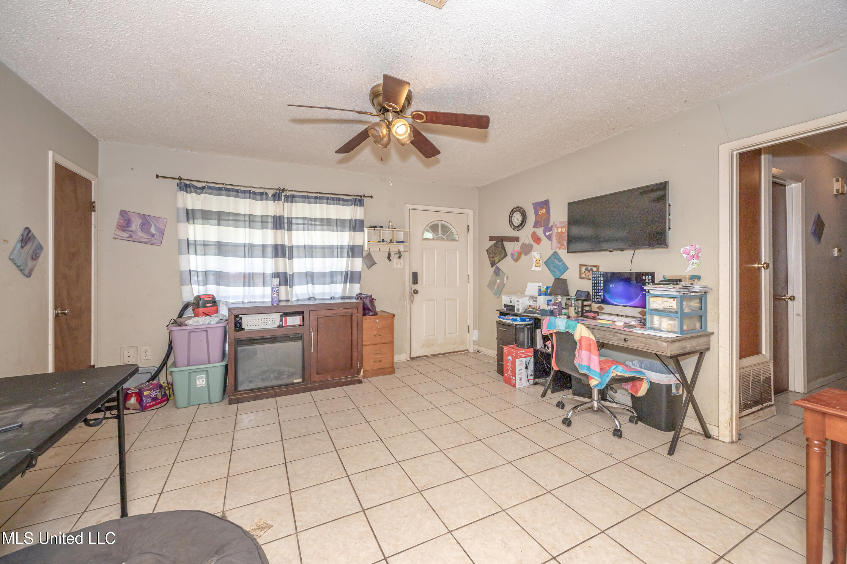 2401 Oxford Drive, Gautier, Mississippi image 7