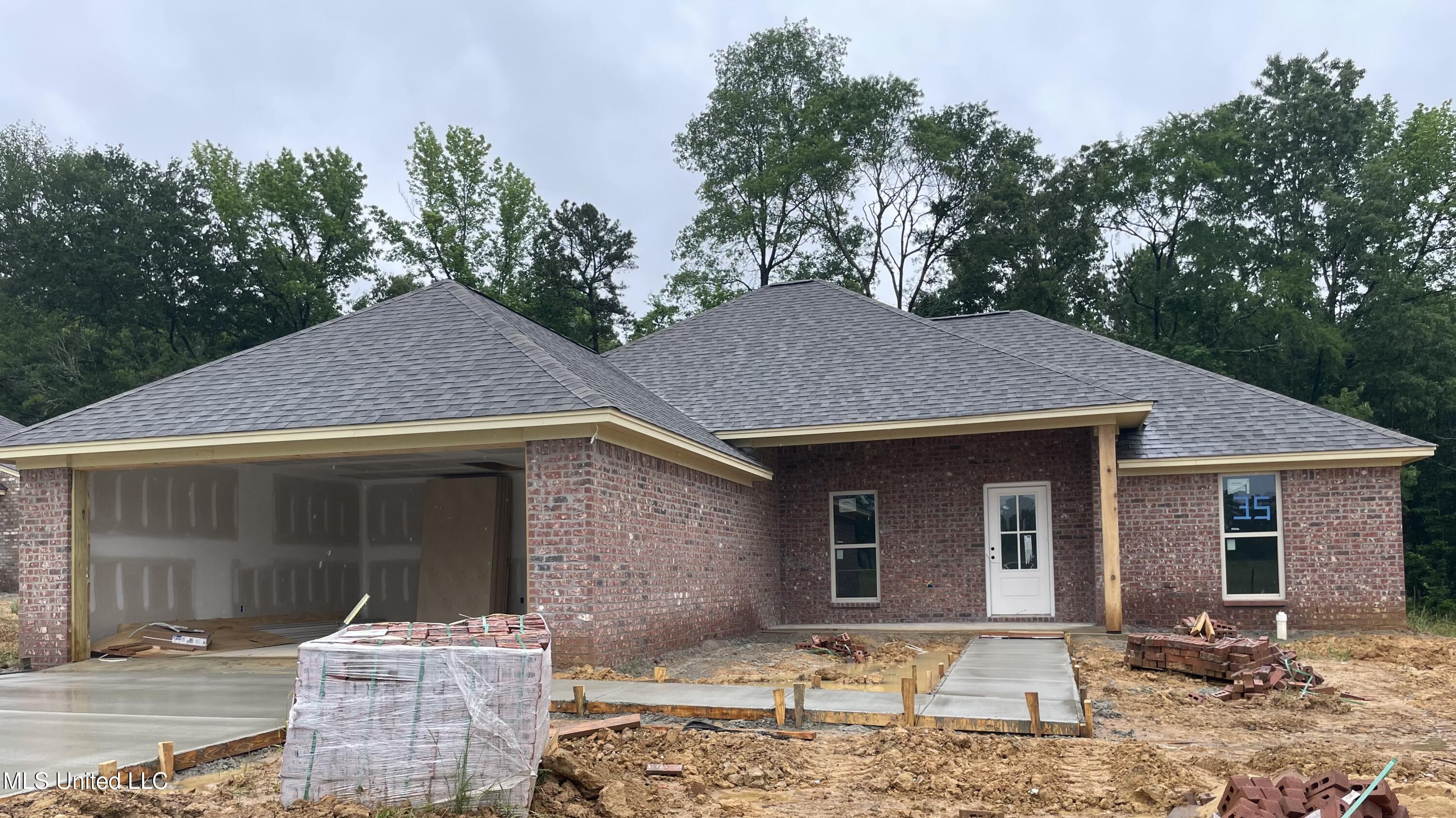 538 Patrick Farms Drive, Pearl, Mississippi image 1