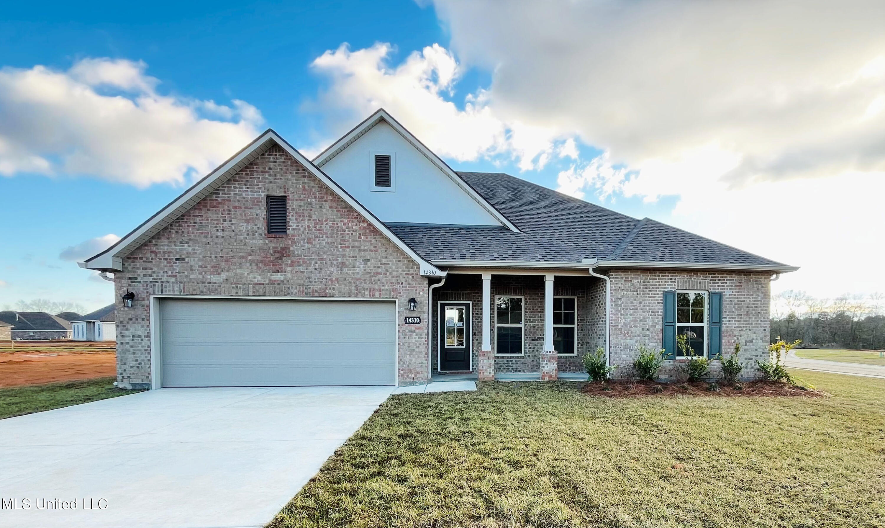 14310 Swan Ridge Circle, Gulfport, Mississippi image 1