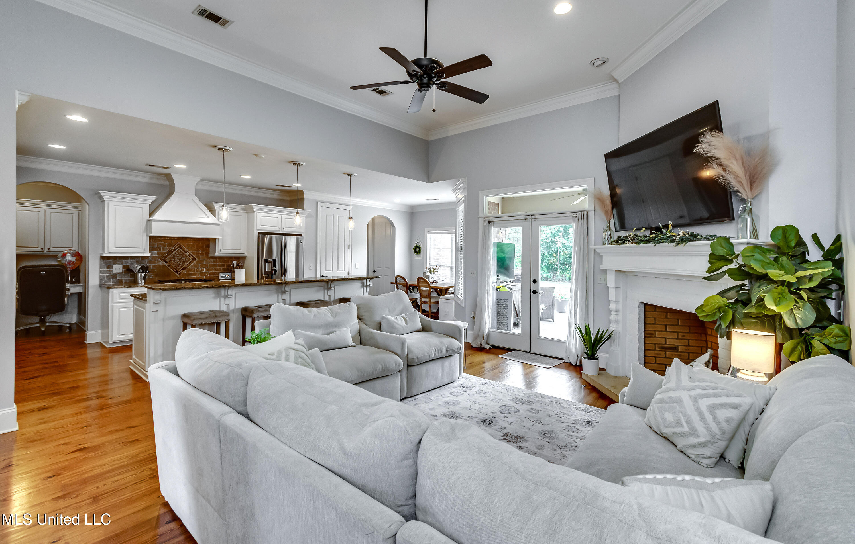 111 Grandwood Drive, Canton, Mississippi image 10