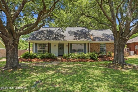 Homes For Sale - 630 Red Oak Drive<br/> Madison, MS 39110
