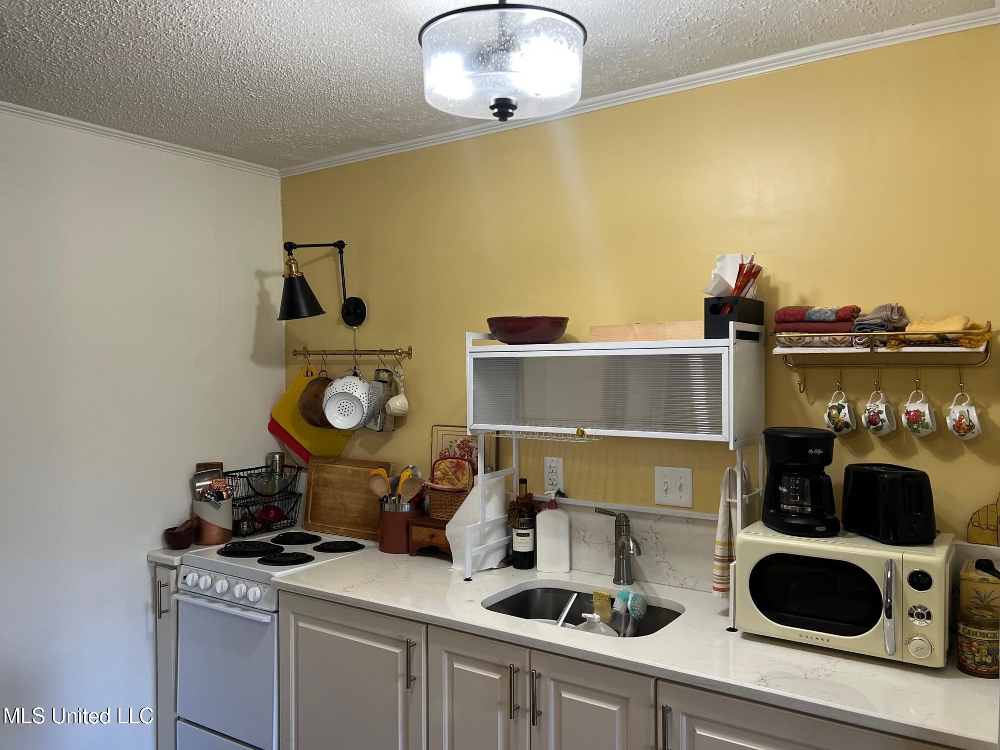 206 Lakeside Villa #A, Diamondhead, Mississippi image 5