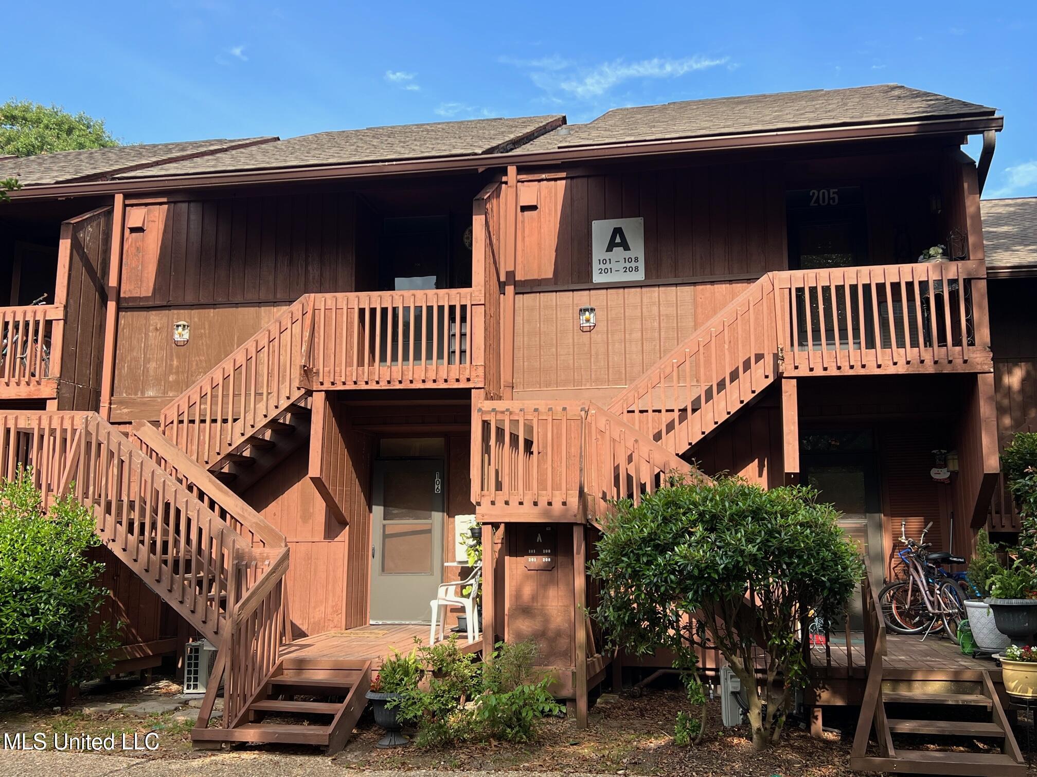 206 Lakeside Villa #A, Diamondhead, Mississippi image 1