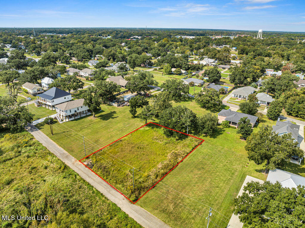 604 E Fifth Street, Long Beach, Mississippi image 2