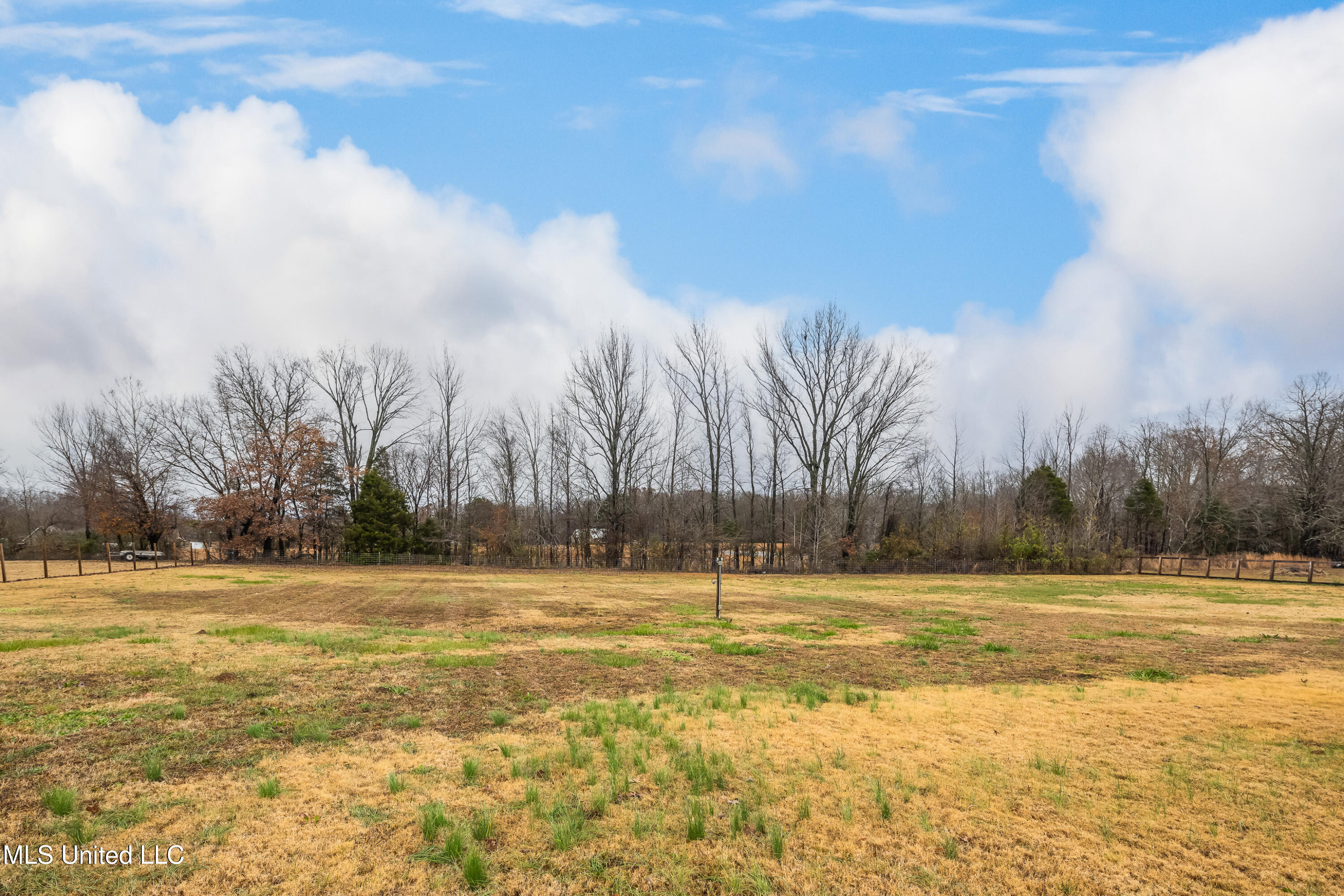 407 Cold Water Bend, Holly Springs, Mississippi image 33