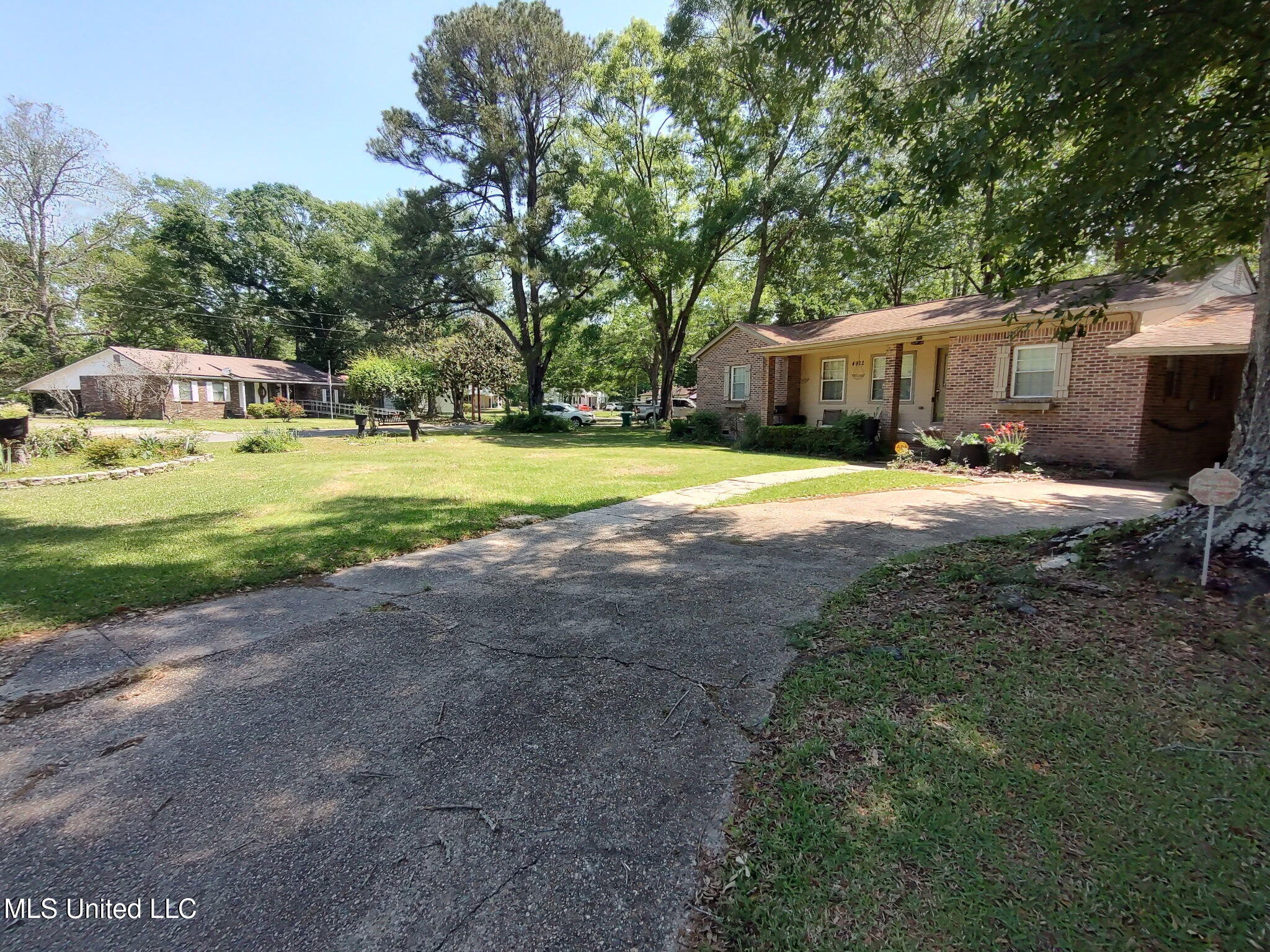 4912 Forrest Street, Moss Point, Mississippi image 5