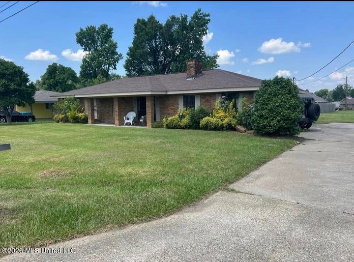 Photo 1 of 9 — 104 Hyland Drive, Petal, MS 39465