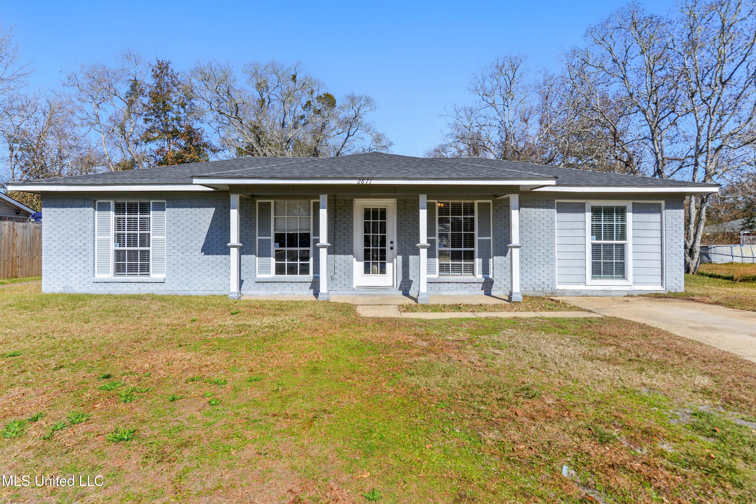 2871 Gardendale Avenue, Gautier, Mississippi image 1