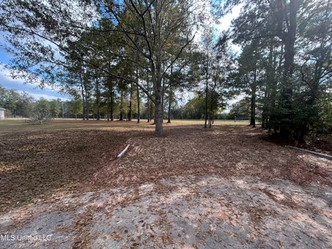 Vacant Land For Sale - 119 Oak Allee Drive<br/> Picayune, MS 39466