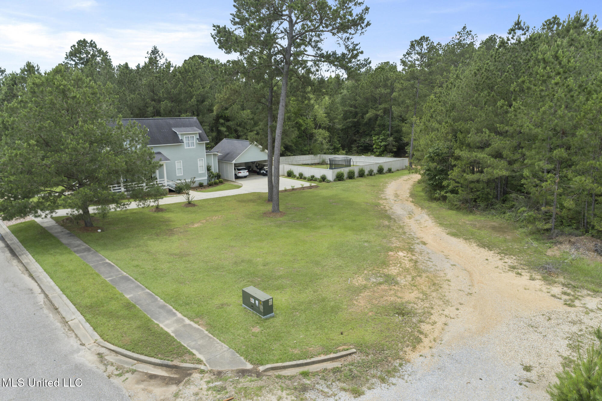 2 S Of Fields, Hattiesburg, Mississippi image 2