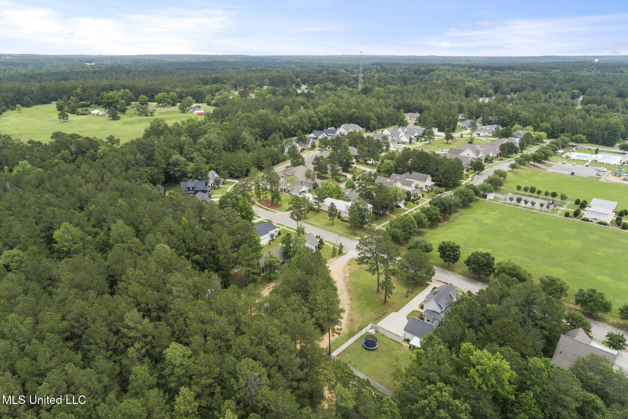 2 S Of Fields, Hattiesburg, Mississippi image 20
