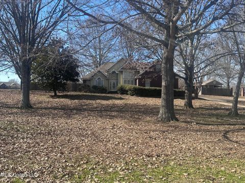 Homes For Sale - 110 Annandale Drive<br/> Senatobia, MS 38668