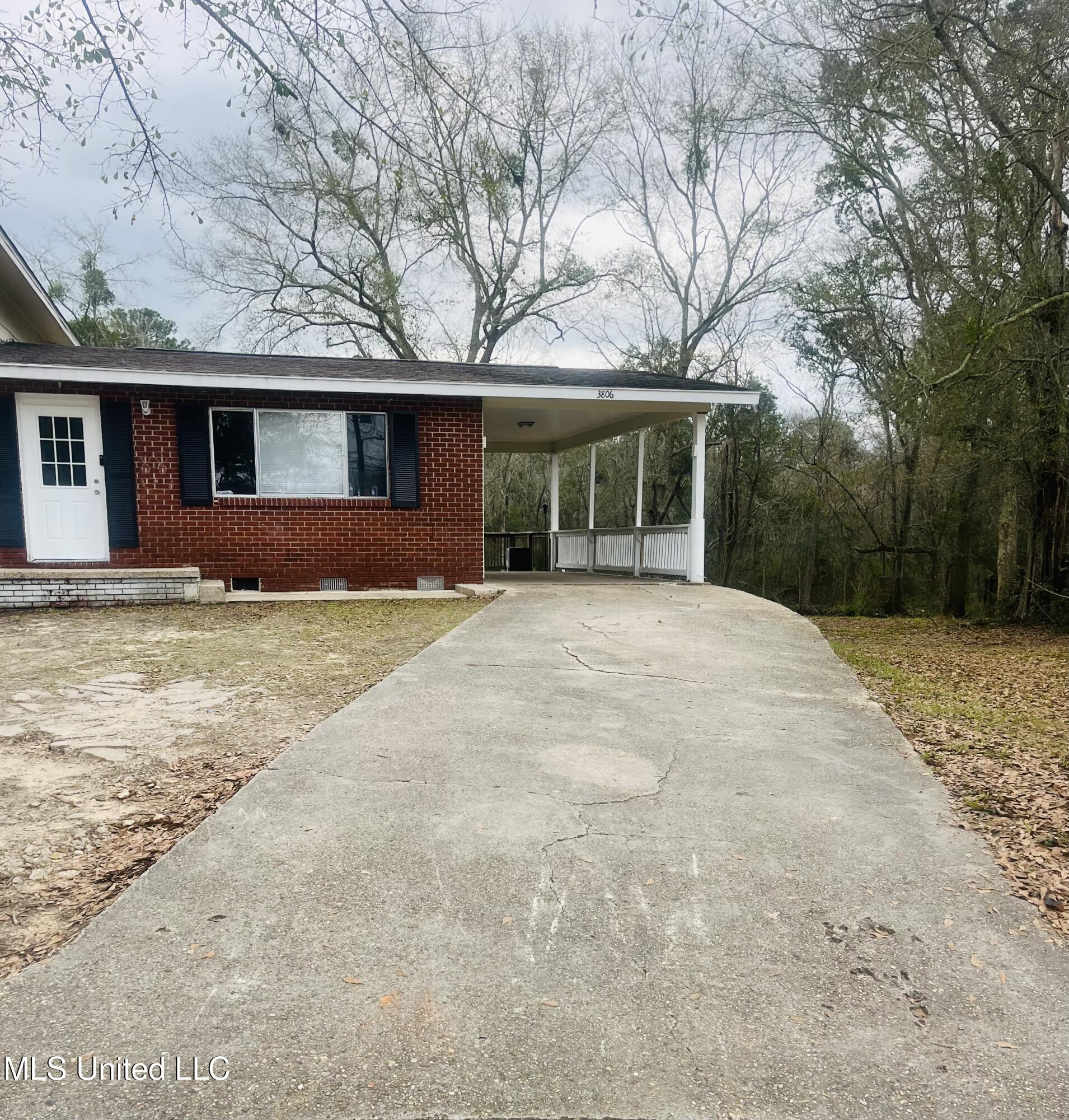 3806 Devonshire Drive, Moss Point, Mississippi image 4