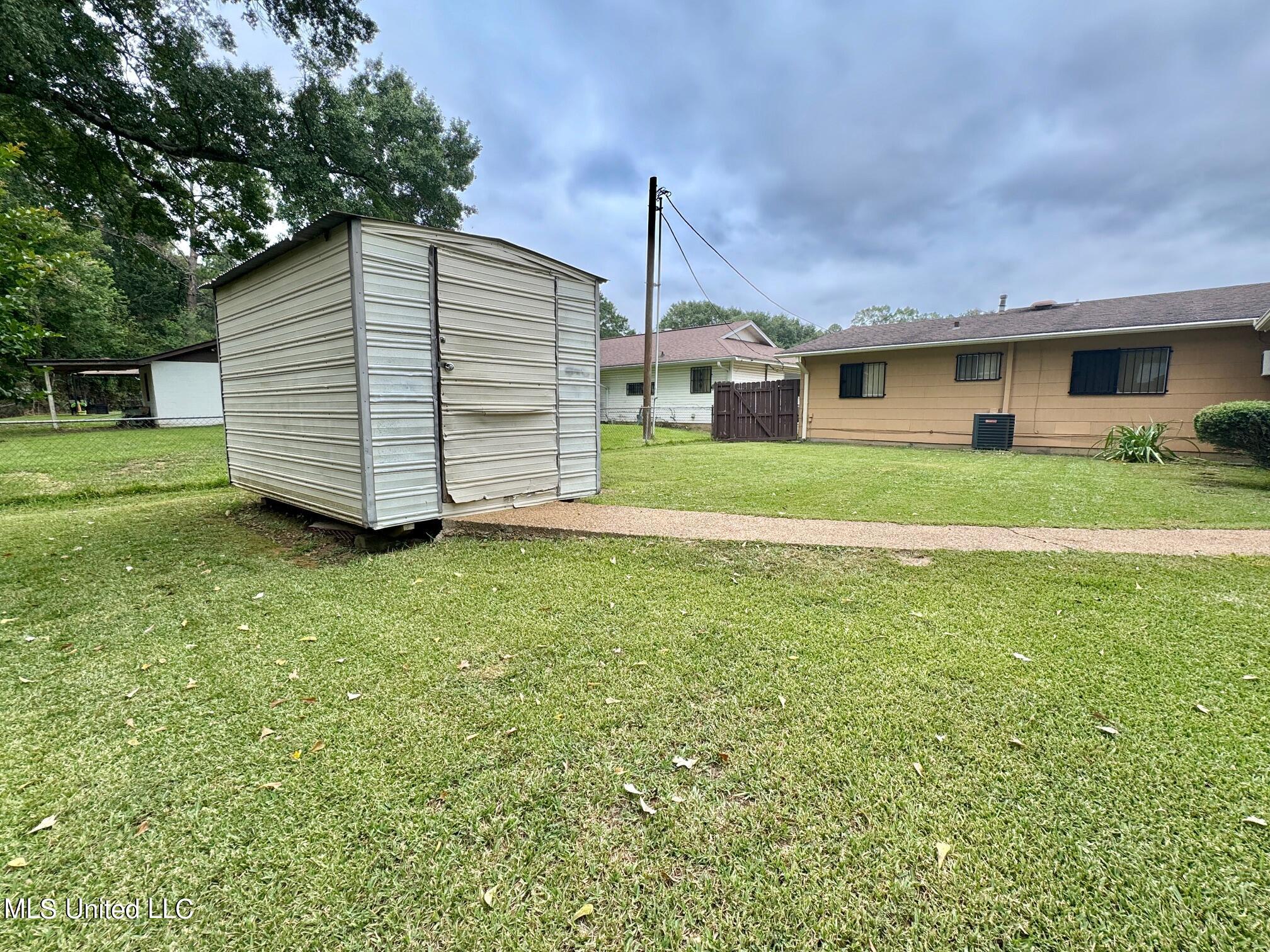 2340 Queensroad Avenue, Jackson, Mississippi image 14
