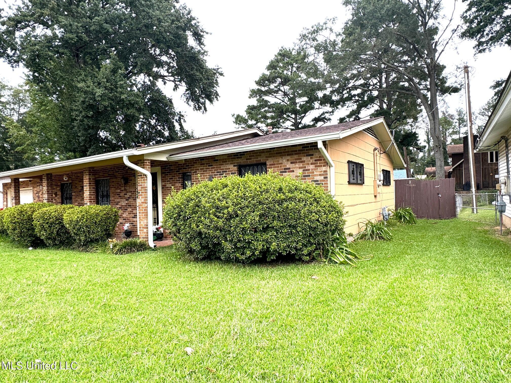 2340 Queensroad Avenue, Jackson, Mississippi image 12