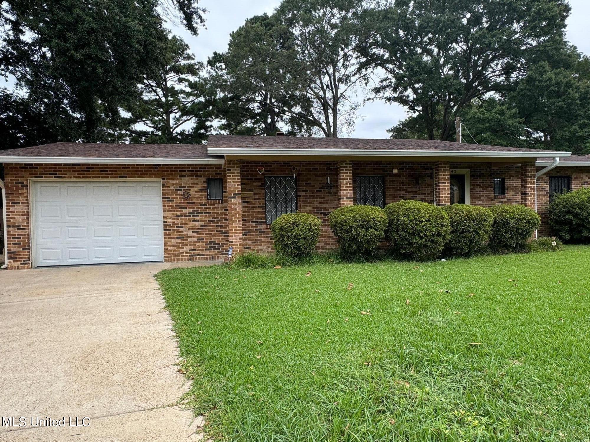 2340 Queensroad Avenue, Jackson, Mississippi image 1