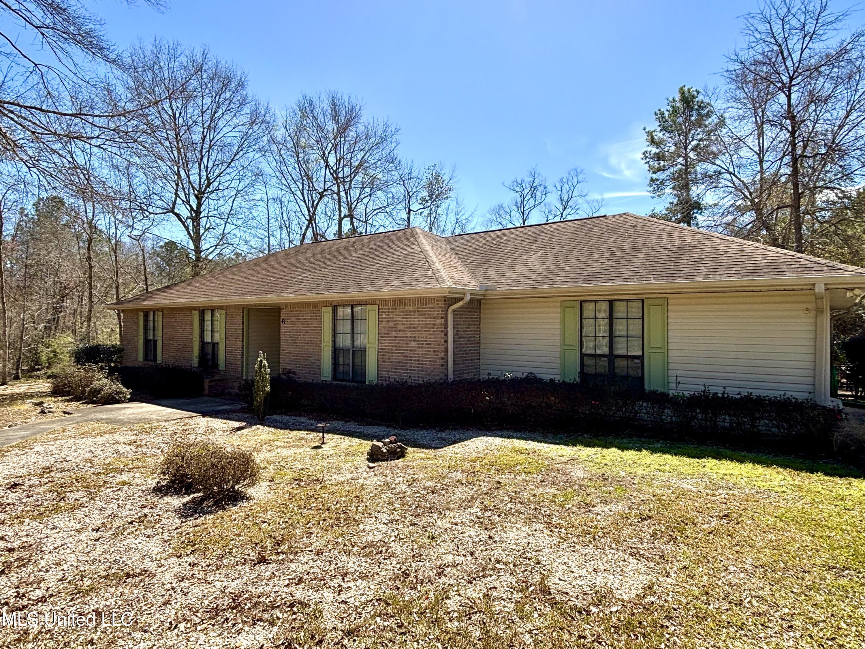 41 Covered Bridge Road, Carriere, Mississippi image 2