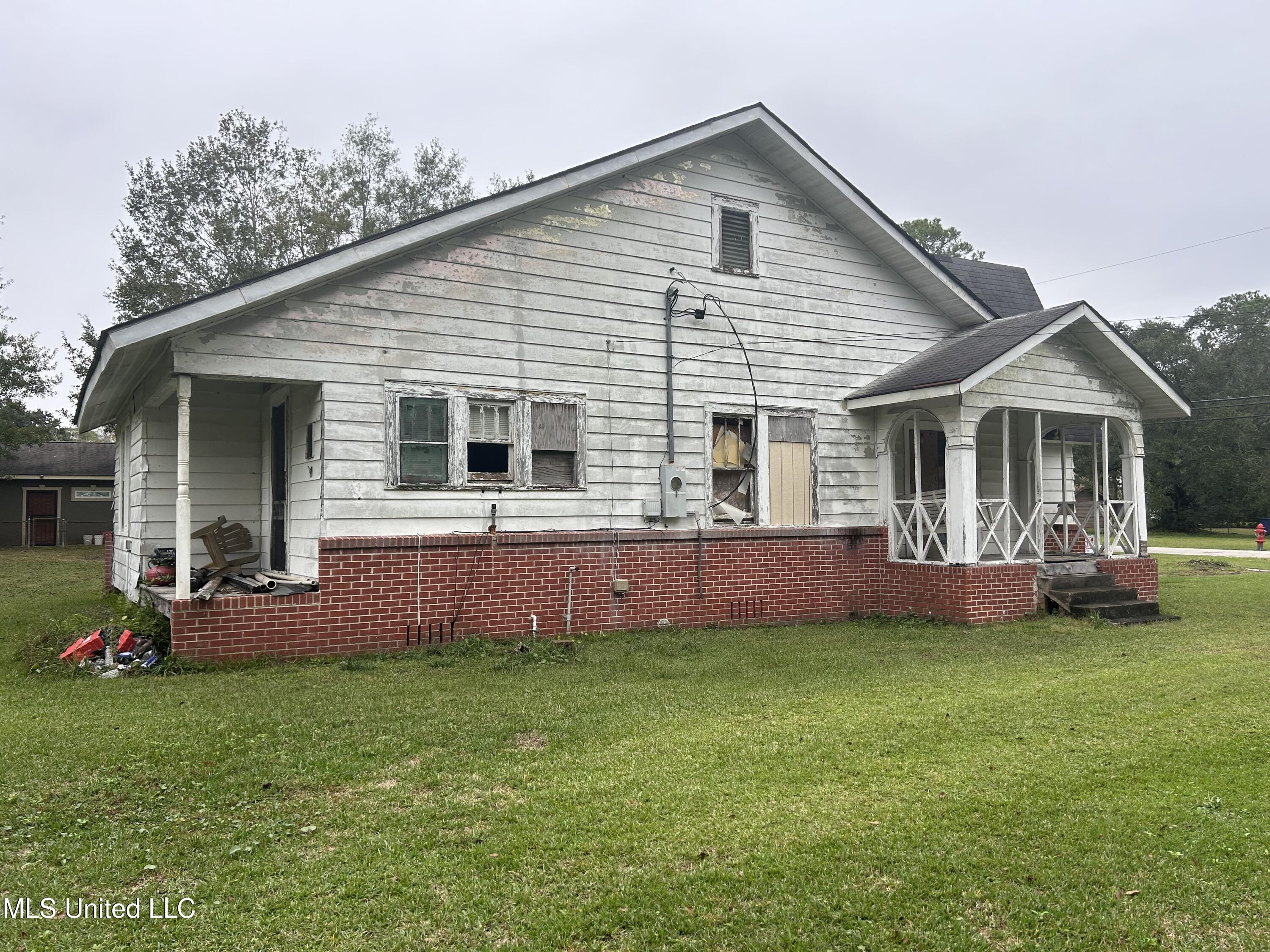 6400 Gregory Street, Moss Point, Mississippi image 12