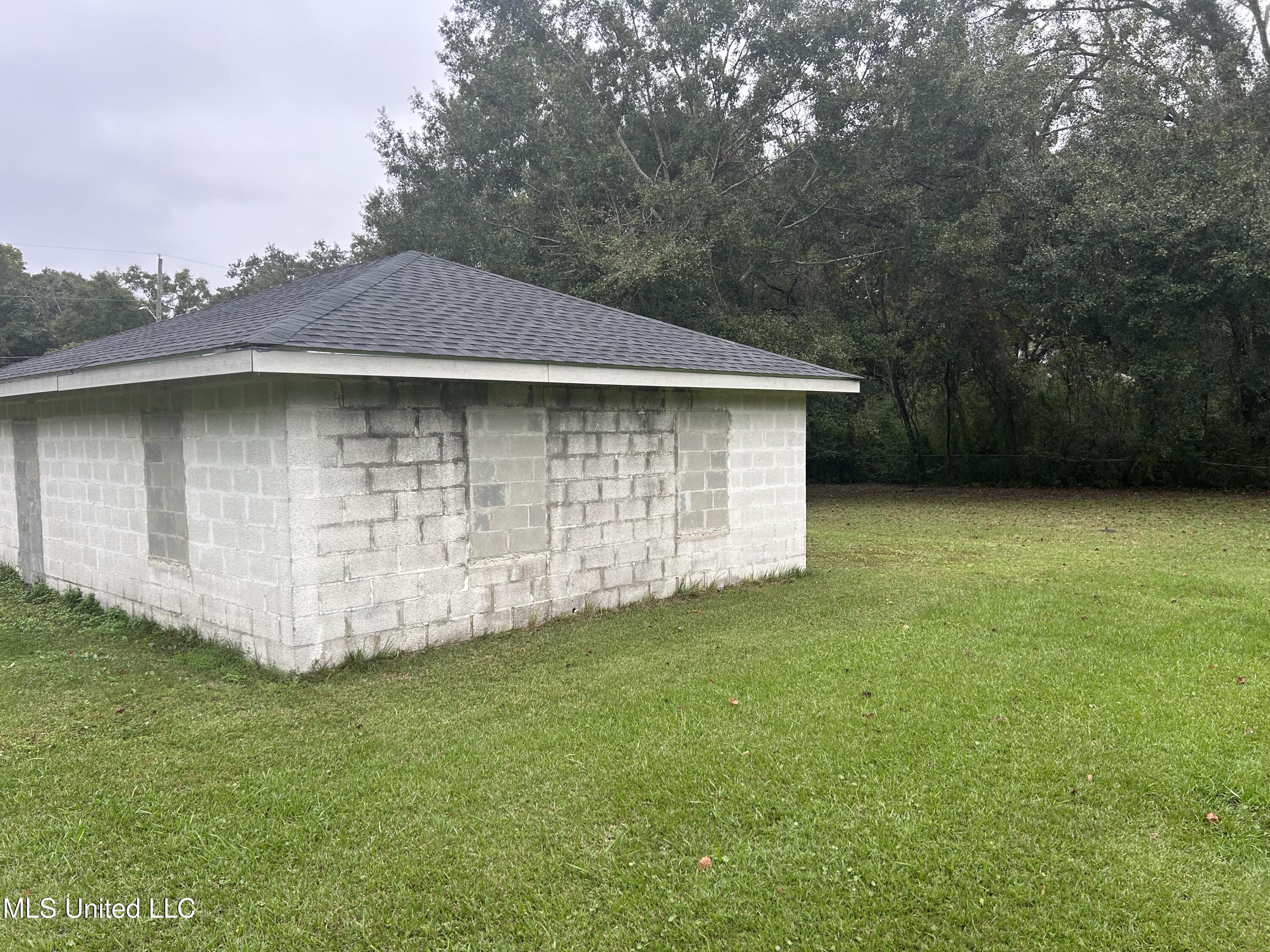 6400 Gregory Street, Moss Point, Mississippi image 15