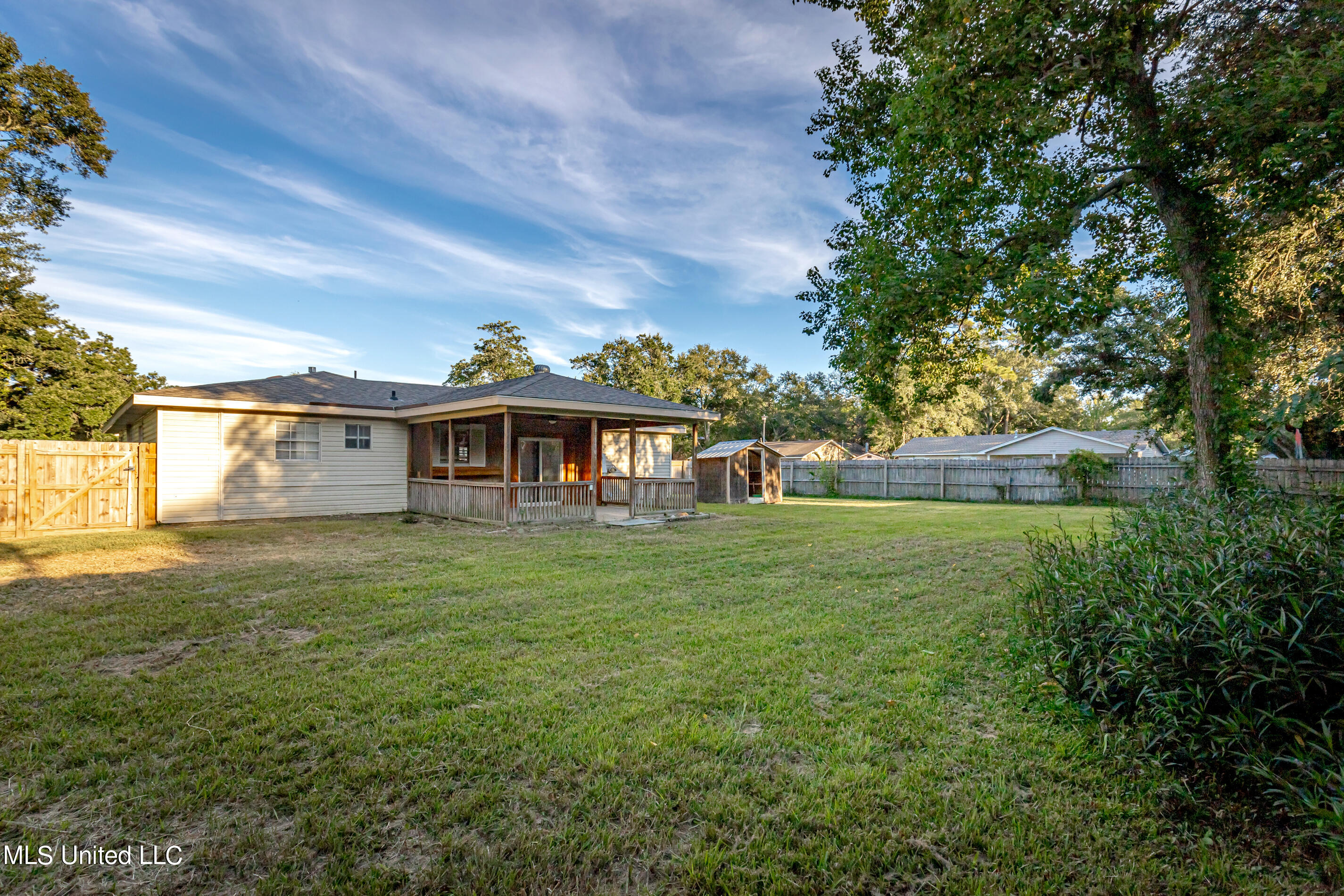 1203 Pawnee St Street, Pascagoula, Mississippi image 33