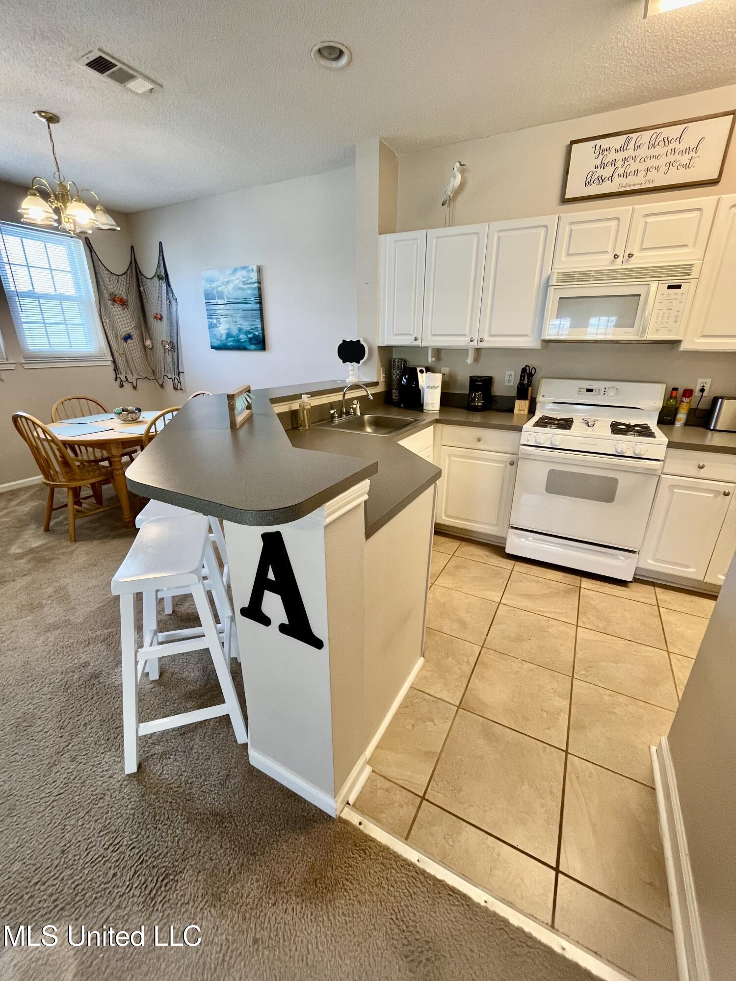 2252 Beach Drive #603, Gulfport, Mississippi image 7