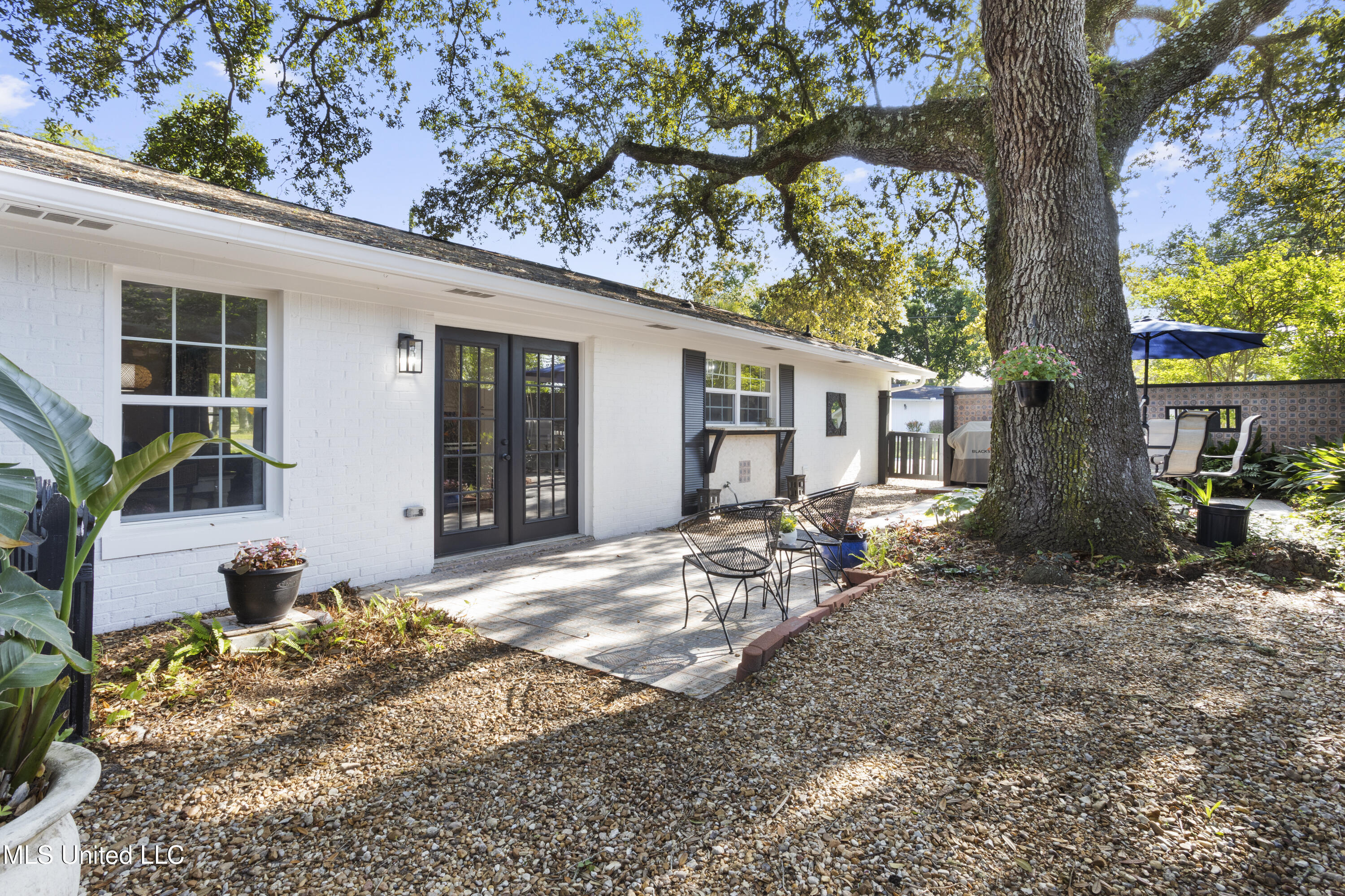 1560 E Second Street, Pass Christian, Mississippi image 37