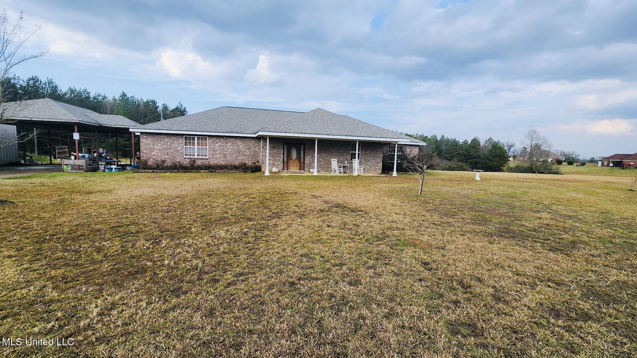 385 Pine Grove Rd Road, Magee, Mississippi image 1