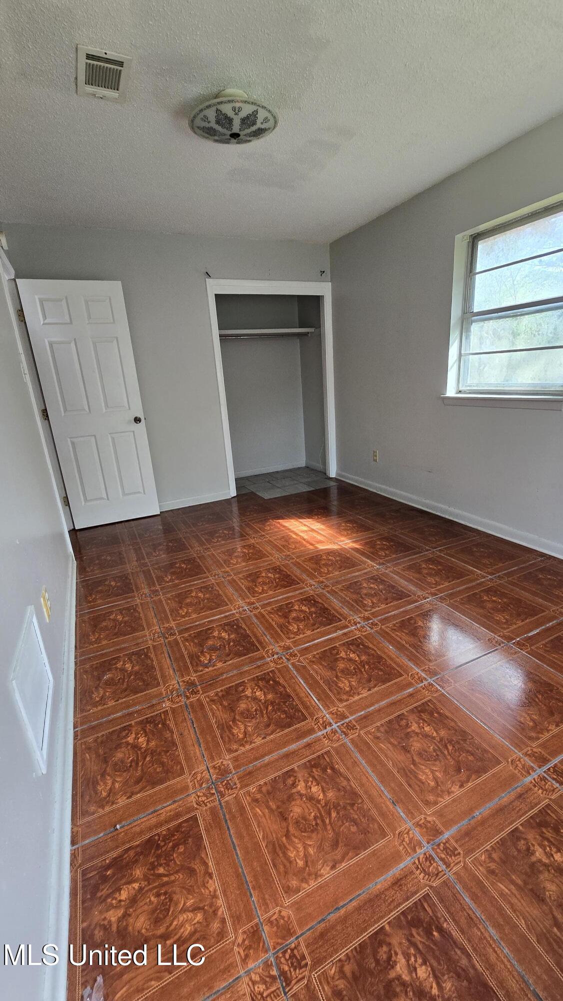 1925 C W Webb Road, Gautier, Mississippi image 10