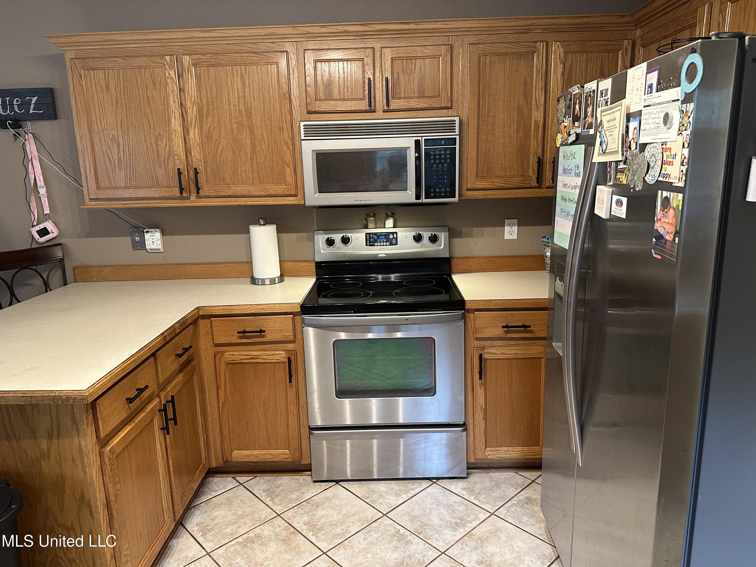 2505 Fairley Road, Gautier, Mississippi image 3
