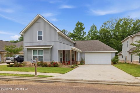 Homes For Sale - 111 Colebrooke Cove<br/> Rankin County, Florence, MS 39073