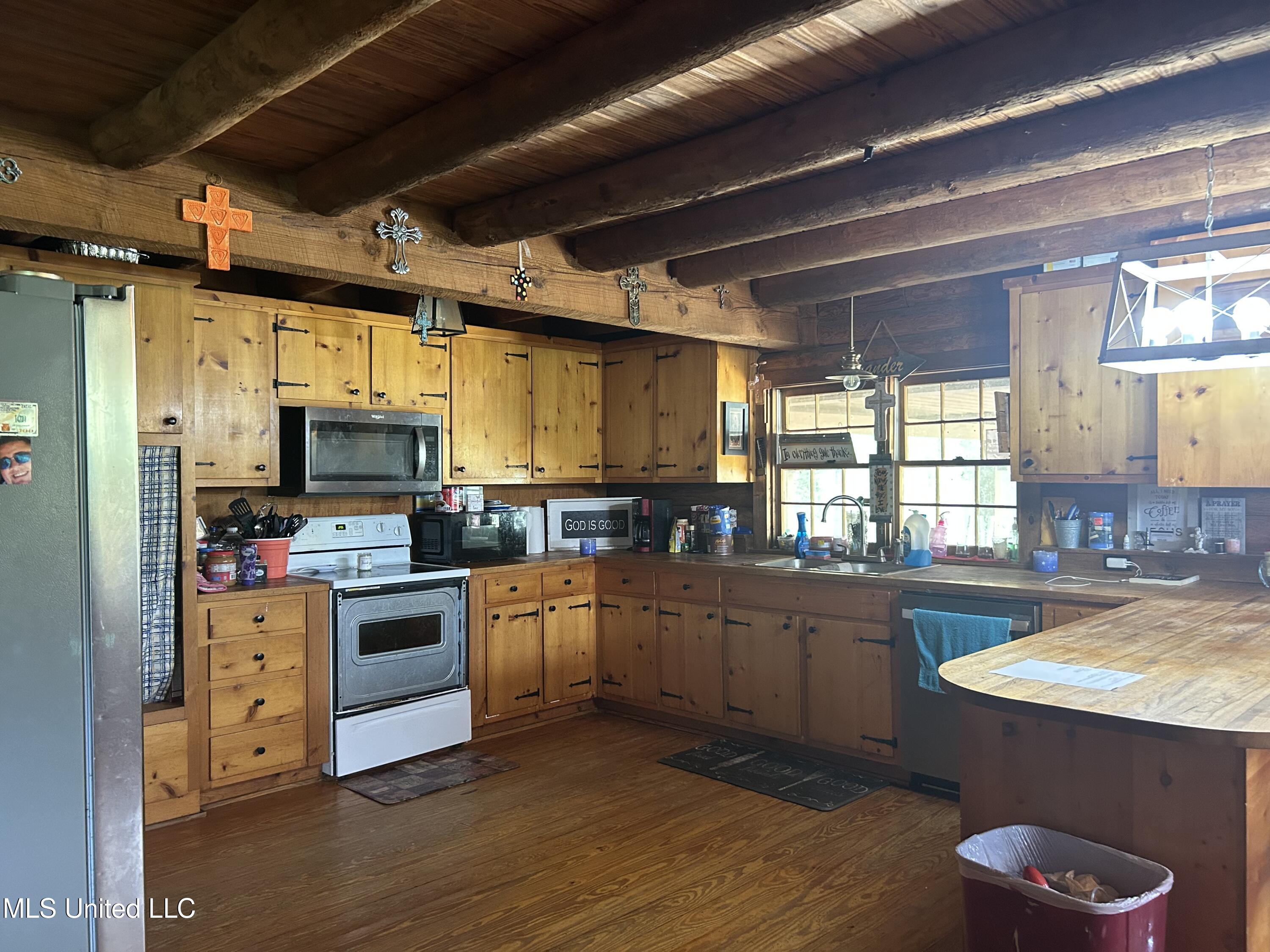 1012 Kern Lane, Crystal Springs, Mississippi image 14