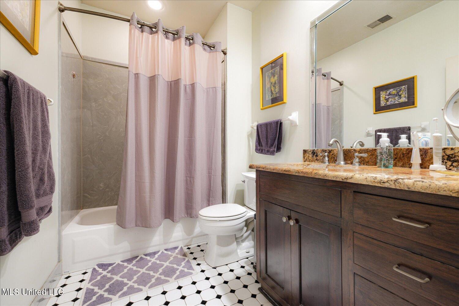 7925 Kirkwood Cove, Olive Branch, Mississippi image 15