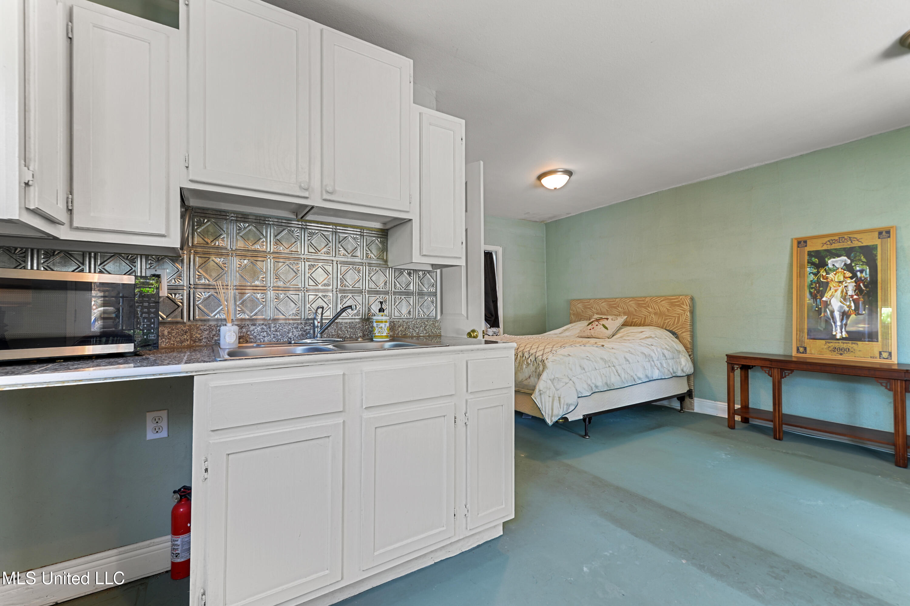 211 Demontluzin Avenue, Bay Saint Louis, Mississippi image 29