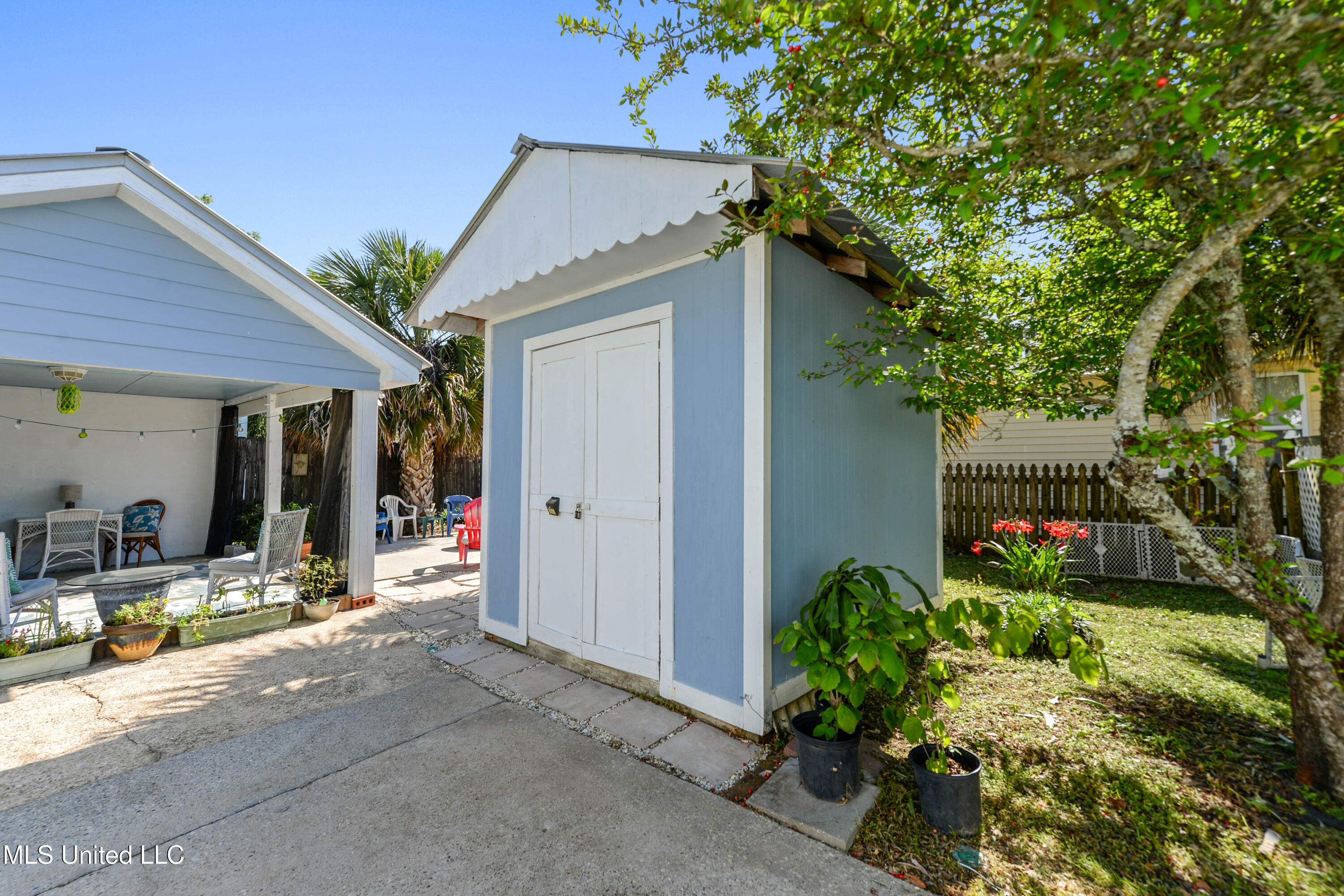 211 Demontluzin Avenue, Bay Saint Louis, Mississippi image 21