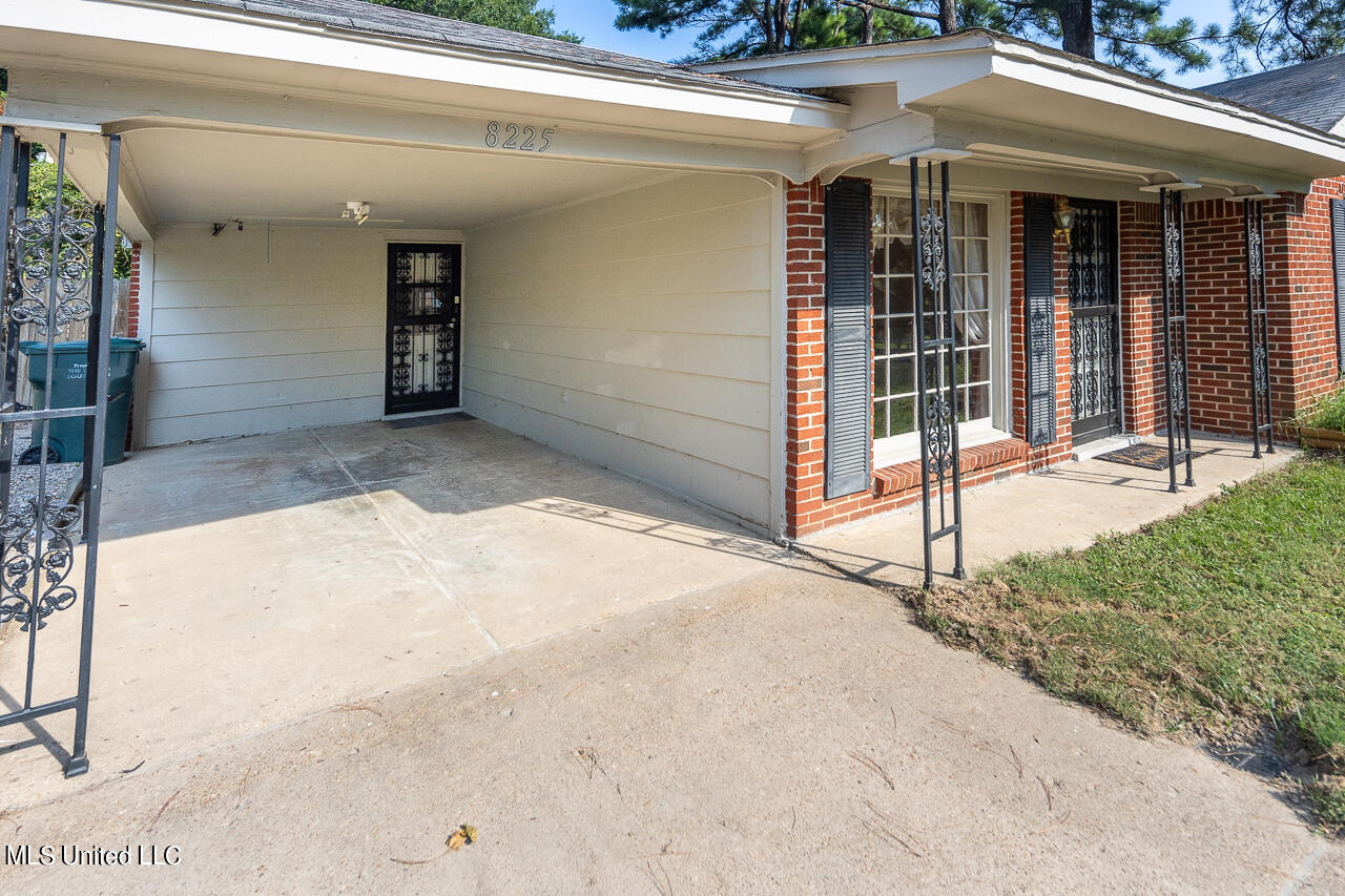 8225 W Southaven Circle, Southaven, Mississippi image 31