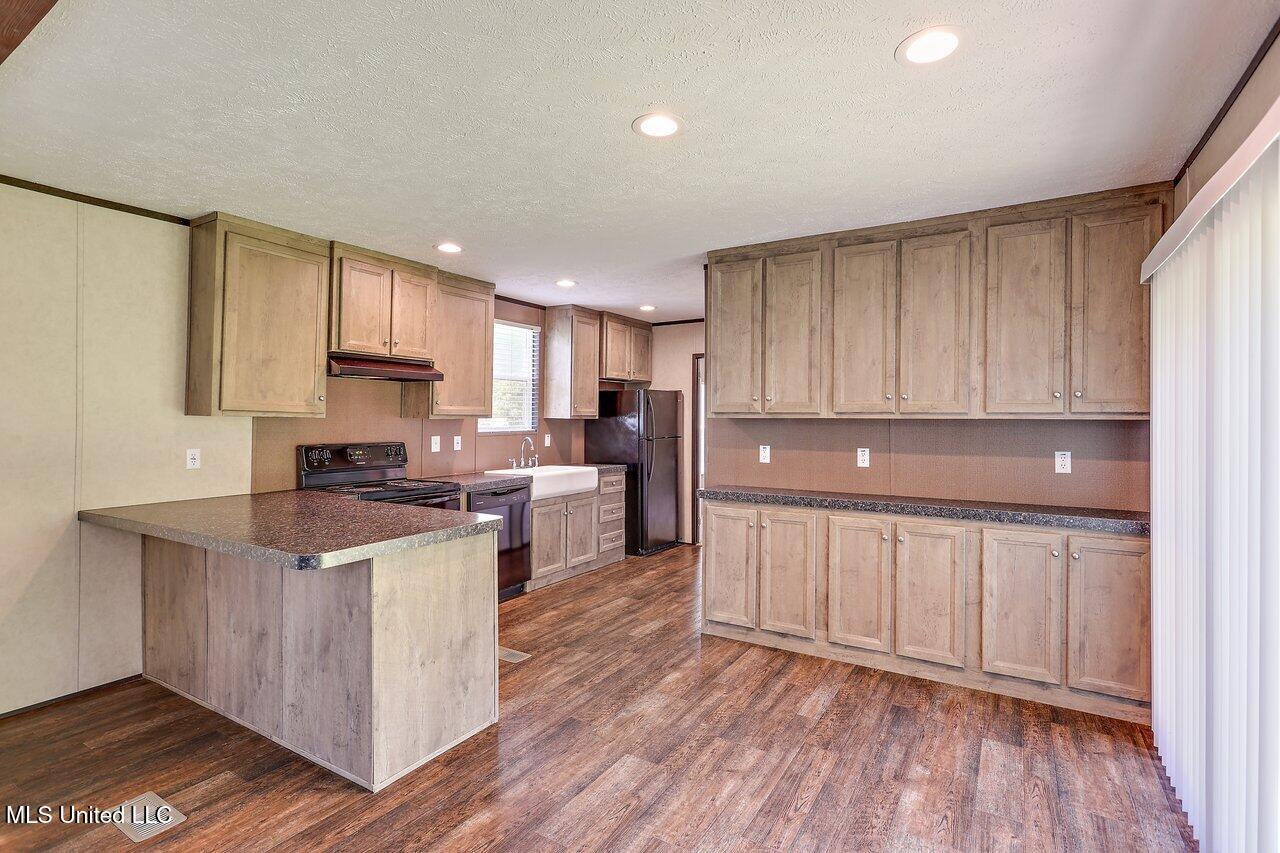 1128 Sharon Road, Canton, Mississippi image 11