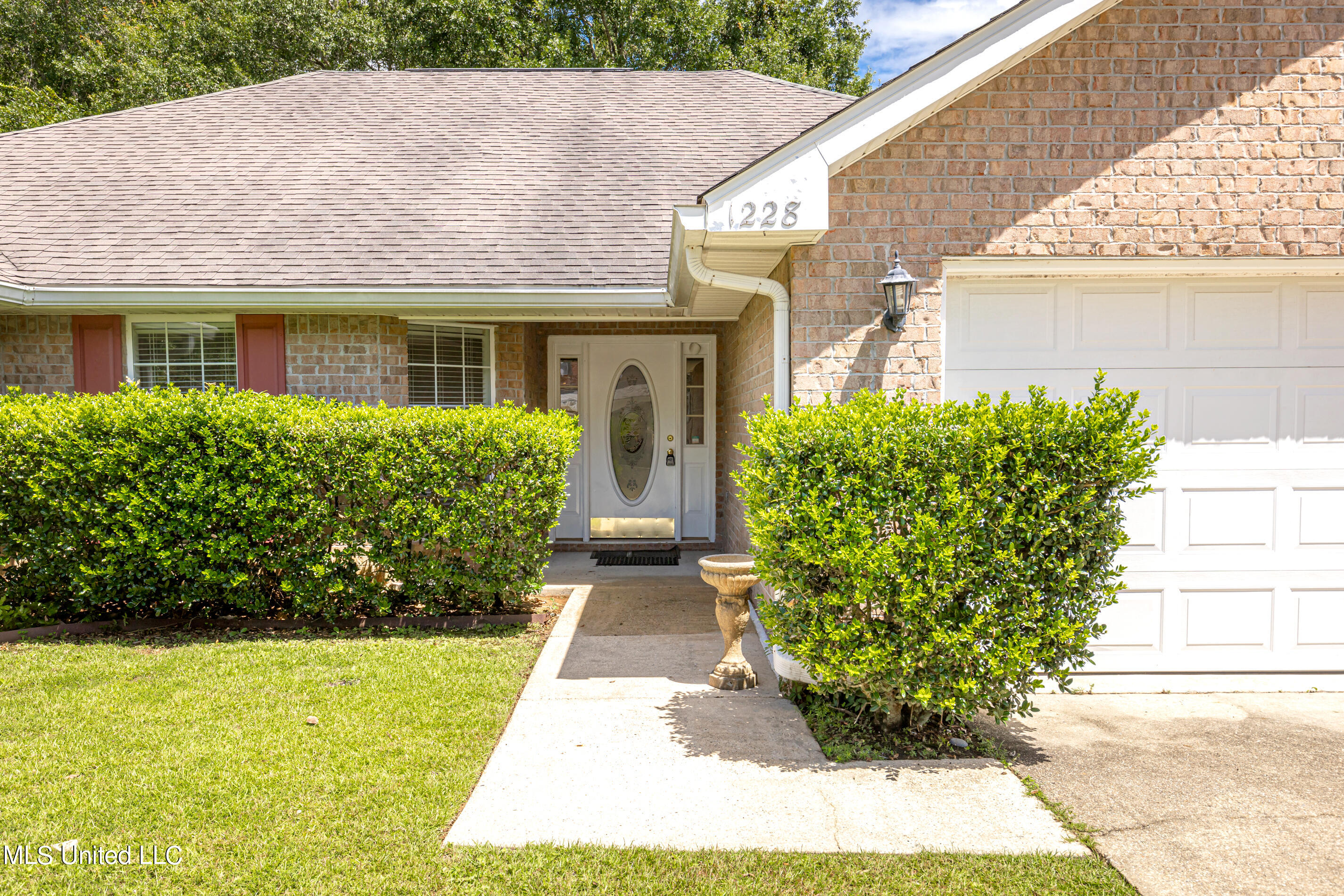 1228 Monticello Boulevard, Ocean Springs, Mississippi image 4