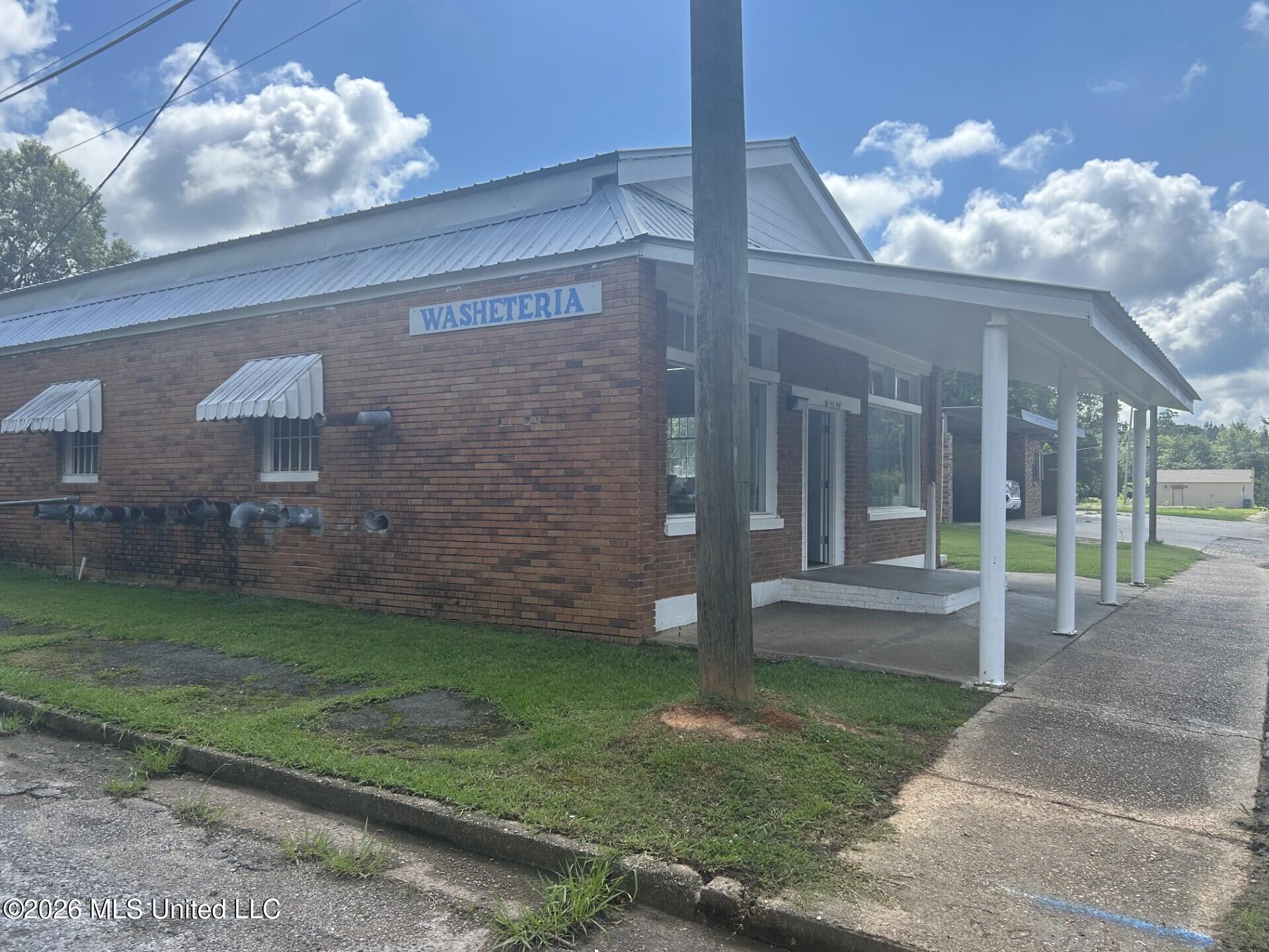 307 E Main Street