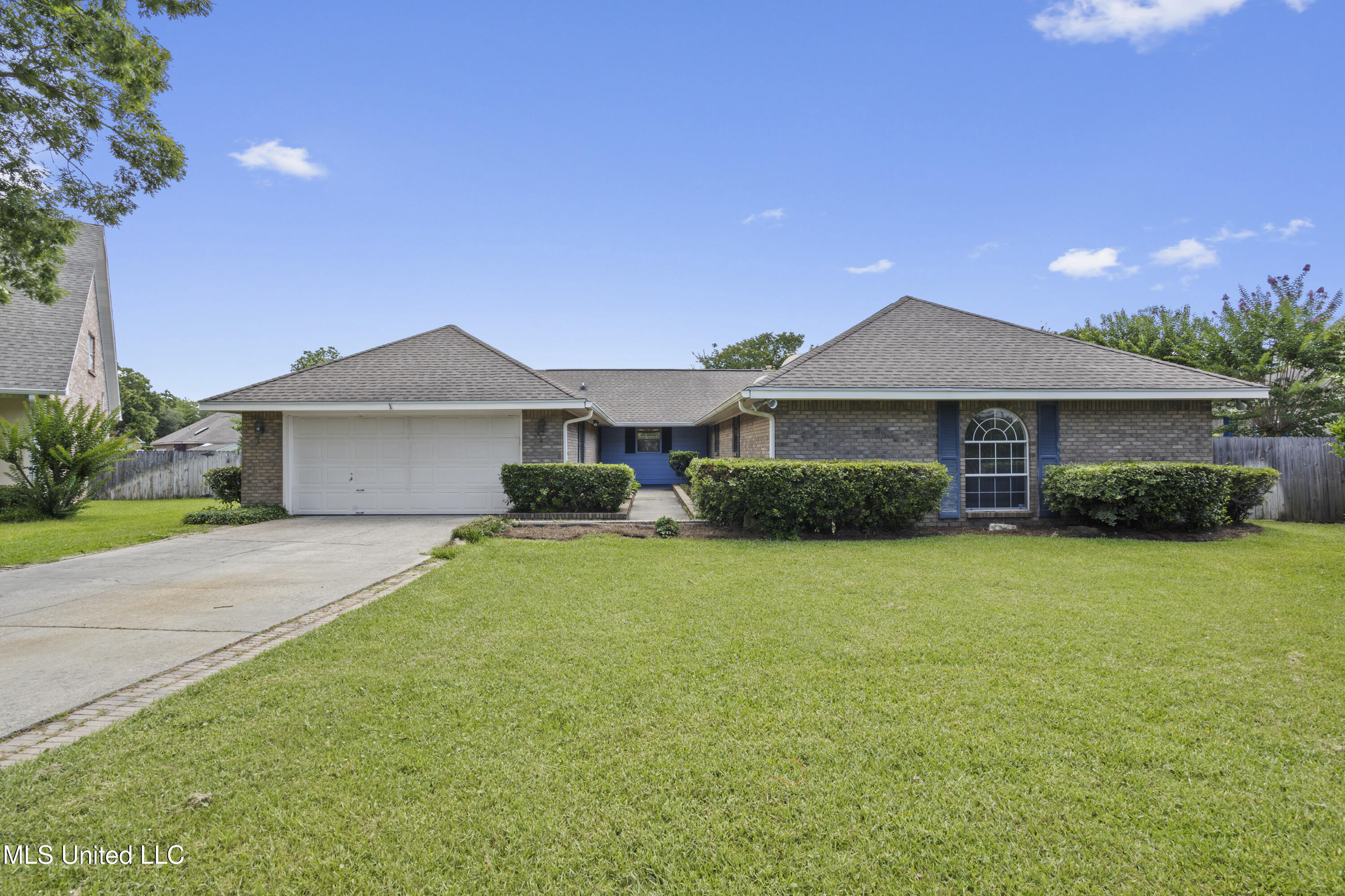 2552 Conifer Court