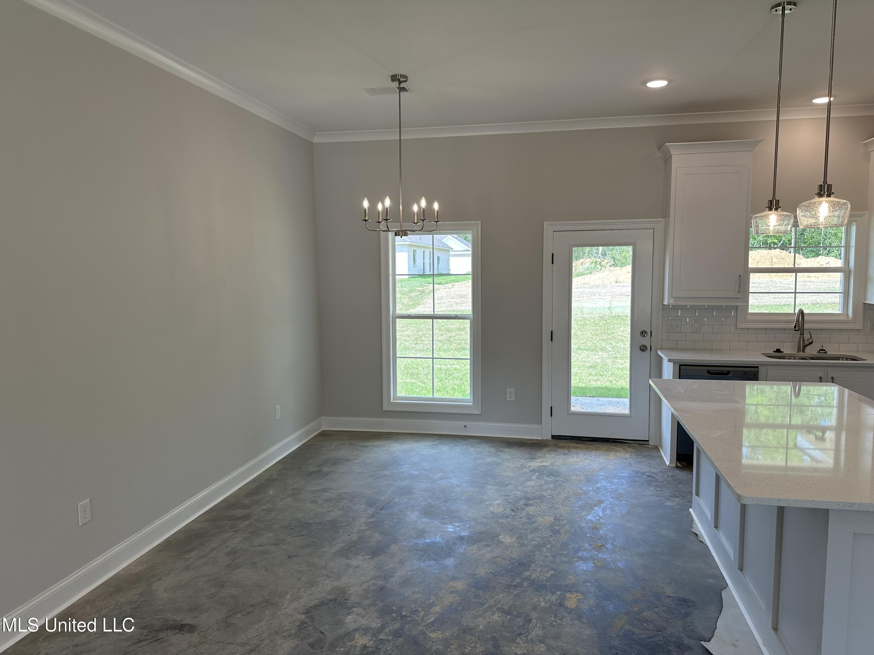 972 Riverside Lane, Pearl, Mississippi image 4