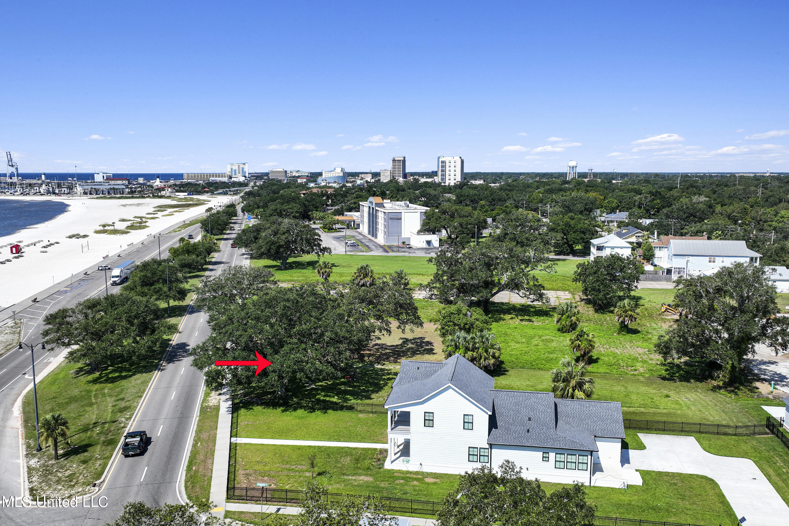 1512 E Beach Boulevard, Gulfport, Mississippi image 14