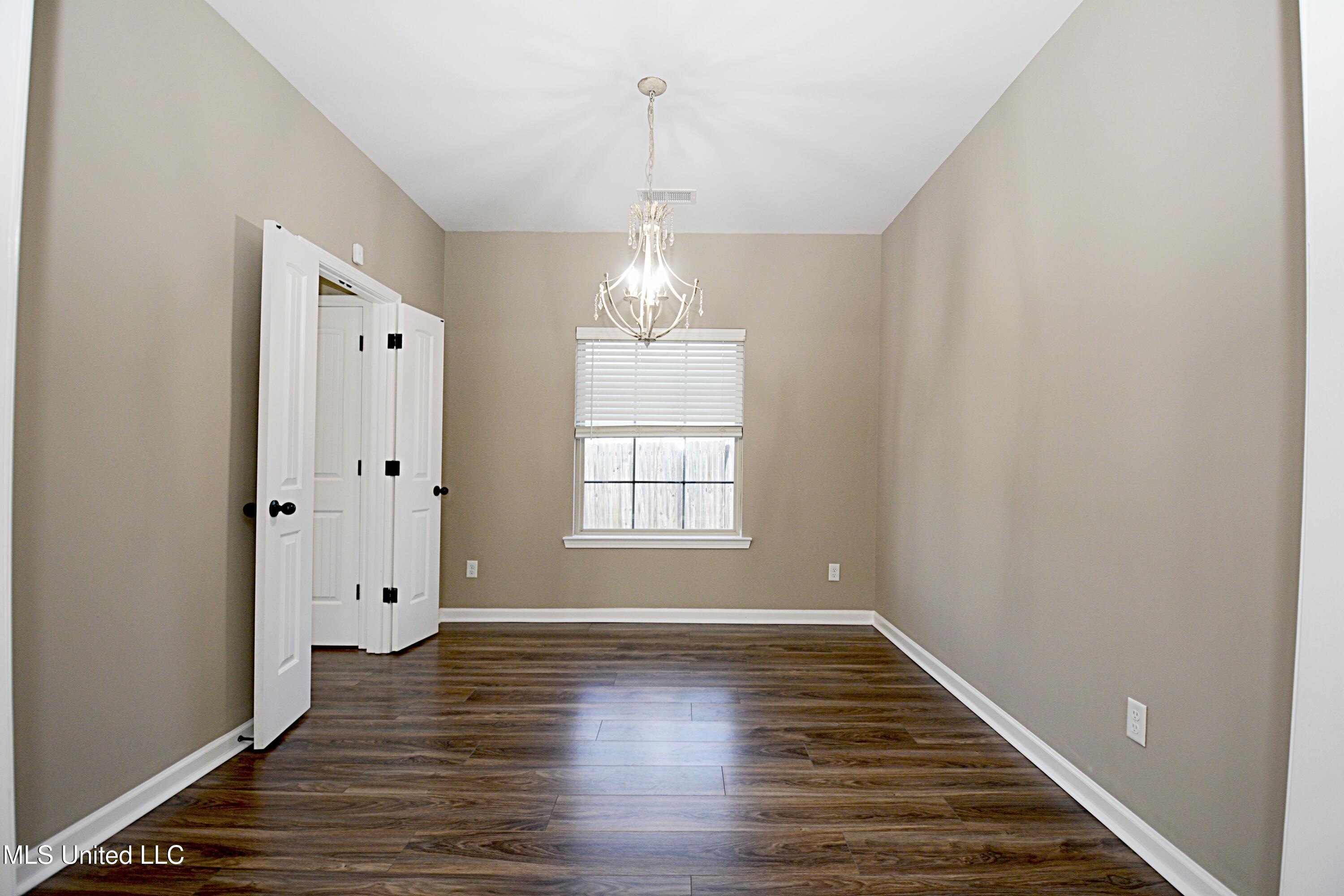 5207 Sweetwater Drive, Southaven, Mississippi image 6