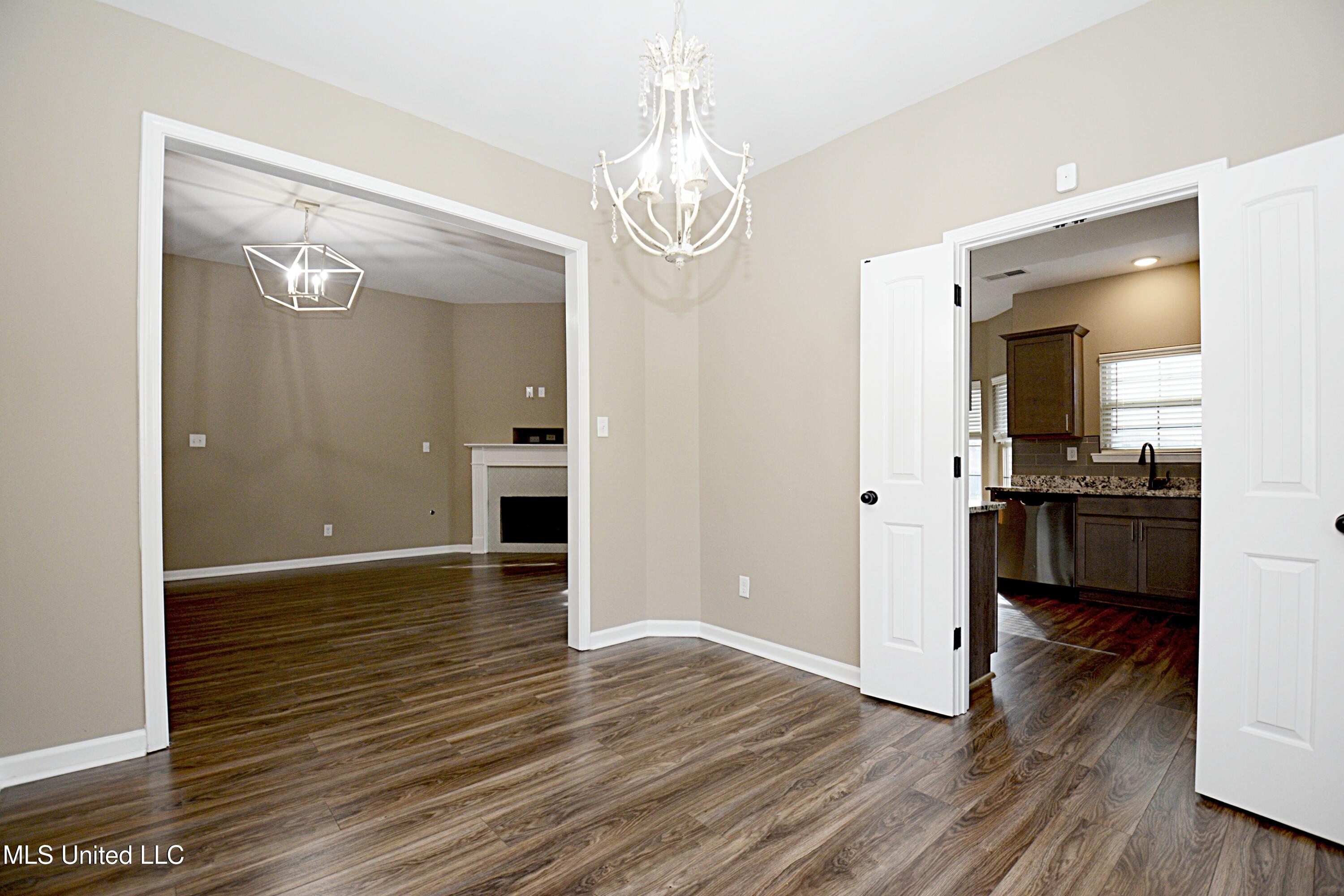 5207 Sweetwater Drive, Southaven, Mississippi image 7