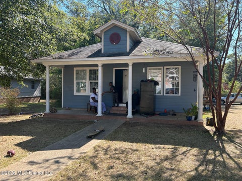 Homes For Sale - 621 Chestnut Street<br/> Jackson, MS 39204